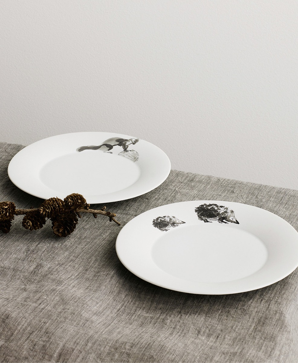 Hering Berlin family dinner plates